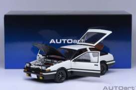 Nissan  - Skyline GT-R  2022 white/black - 1:18 - AutoArt - 78786 - autoart78786 | Tom's Modelauto's